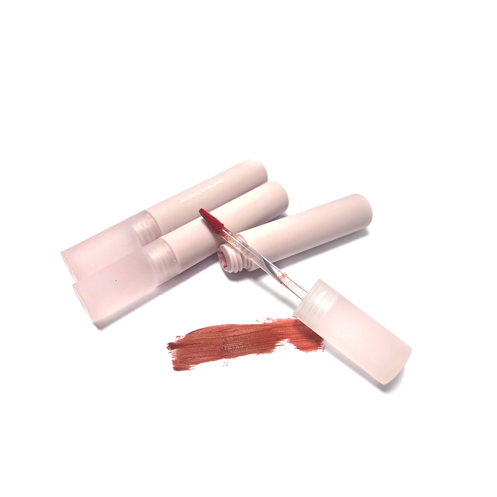 Cloud-feeling-fog-face-dye-lips-liquid-2.6G云感雾面染唇液